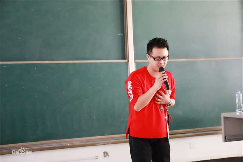 刘彪(无)流行演唱教学素颜照相册