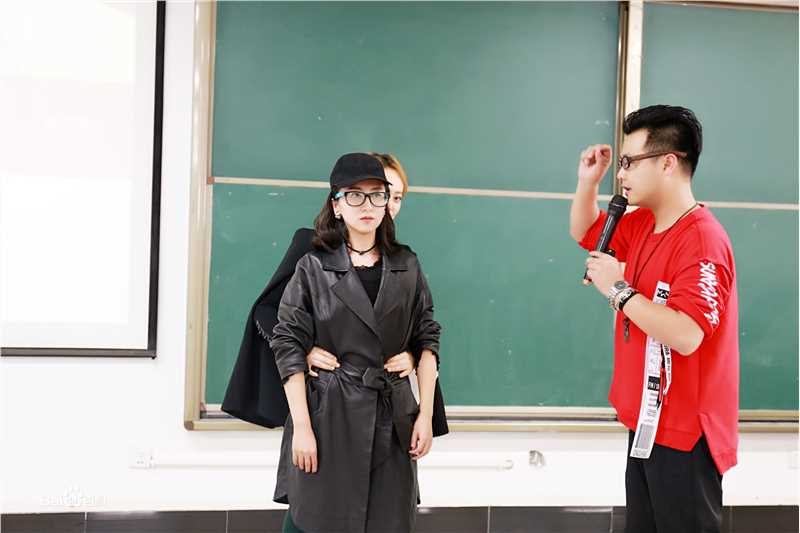 刘彪(无)流行演唱教学素颜照相册