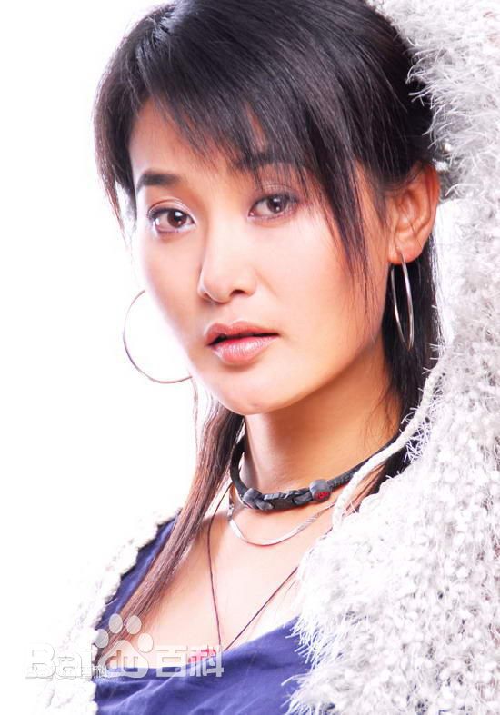 诺明骅日演员素颜照壁纸