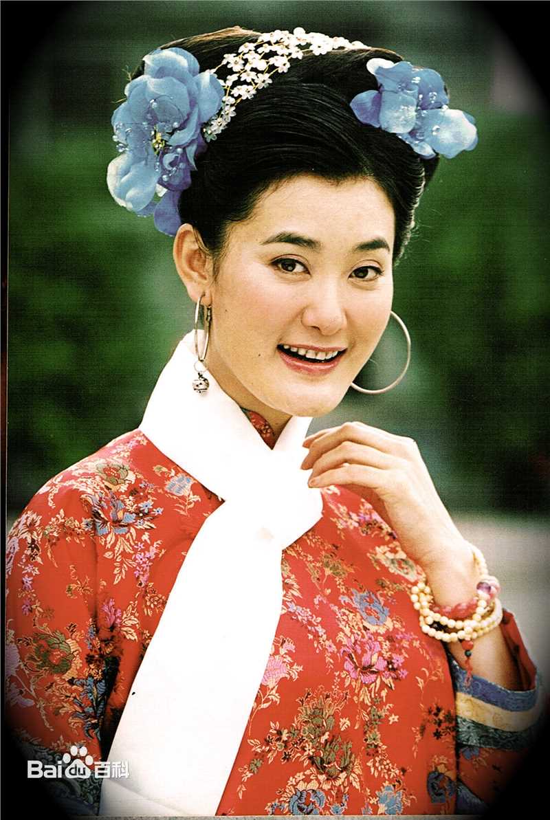 诺明骅日演员素颜照壁纸