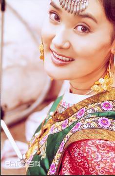 最新诺明骅日性感图片