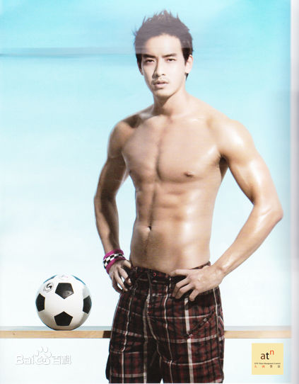 黄柏钧(Denny Huang)的个人图册素颜照相册