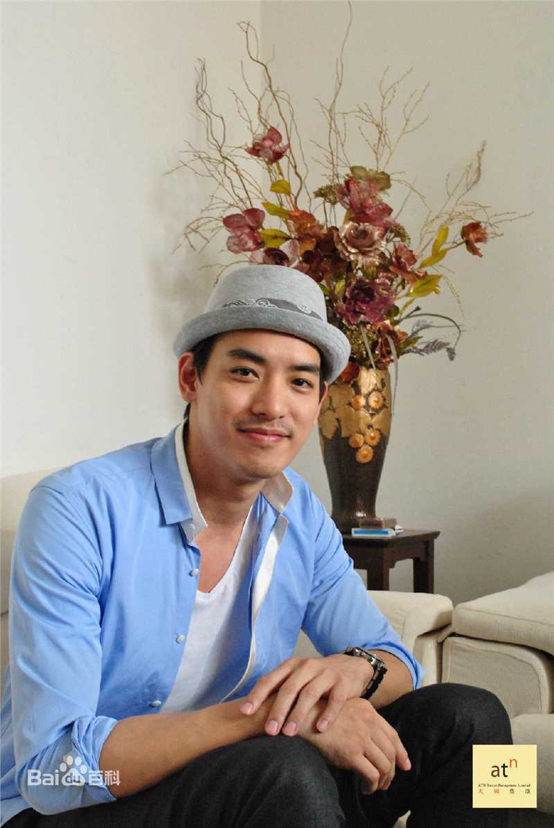 黄柏钧(Denny Huang)的个人图册素颜照相册