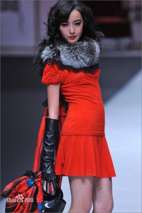 米露(Viola Mi)T台秀图片图册