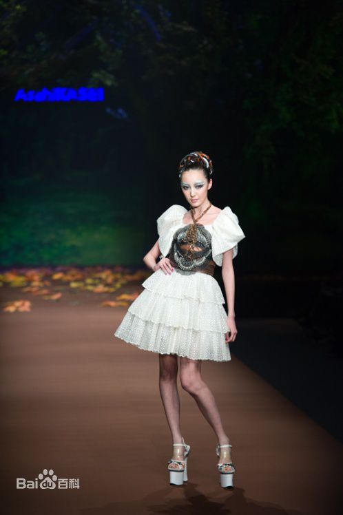 米露(Viola Mi)T台秀图片图册