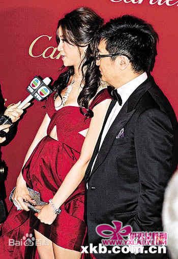 徐子淇(Cathy Tsui)和老公性感图片图集