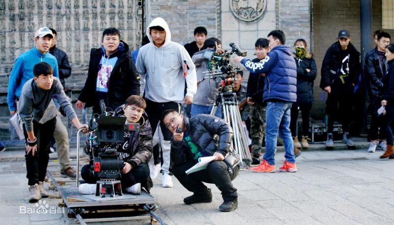 耿明吉图片生活照