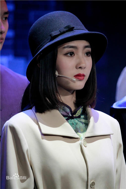 精选邢菲(Fair Xing)在《一年级大学季》中的图册