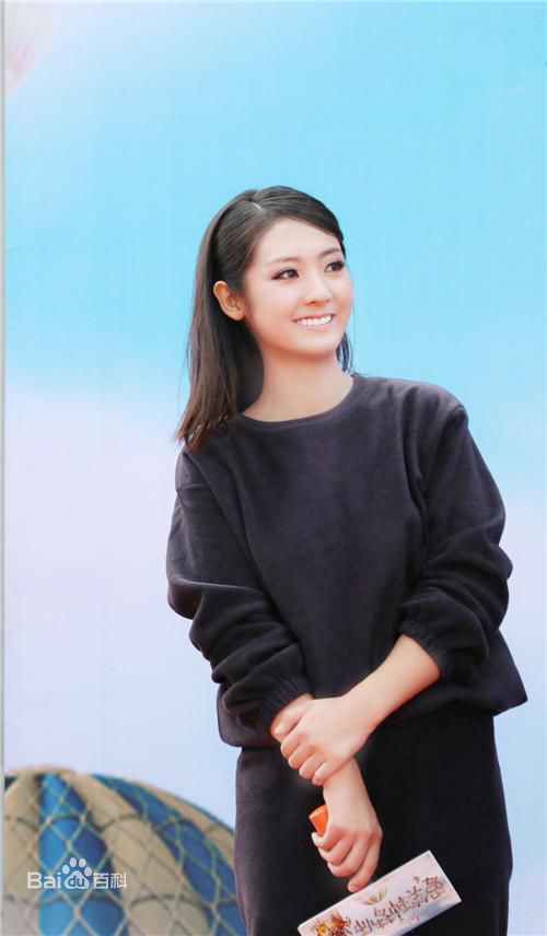 精选邢菲(Fair Xing)在《爱笑种梦师》饰演鹿小晗中的图册