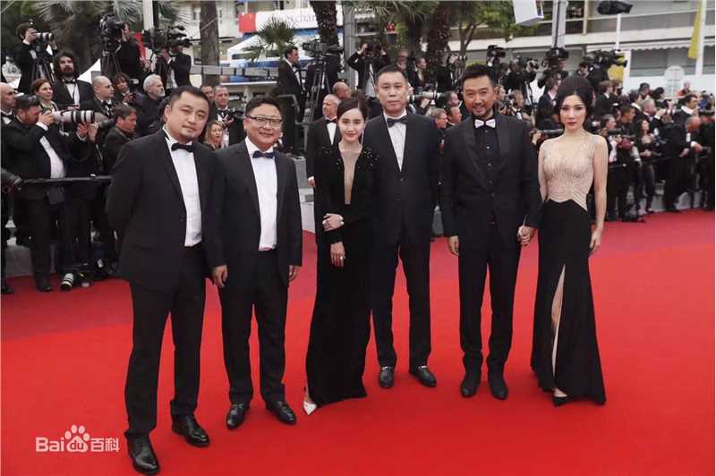 郭廷波戛纳前后照片