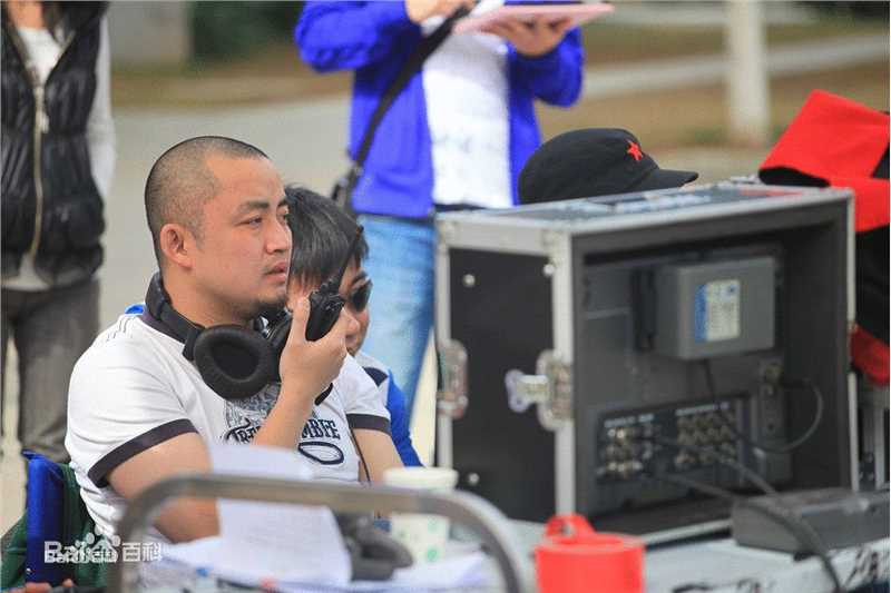 郭廷波片场掠影性感图片图集