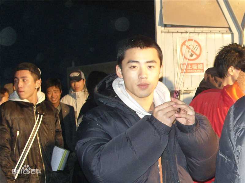 曹帅生活照性感图片壁纸