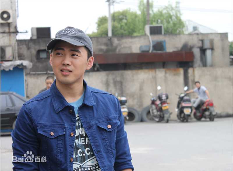 曹帅生活照性感图片壁纸