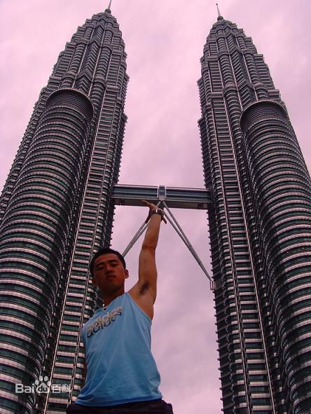 曹帅生活照性感图片壁纸