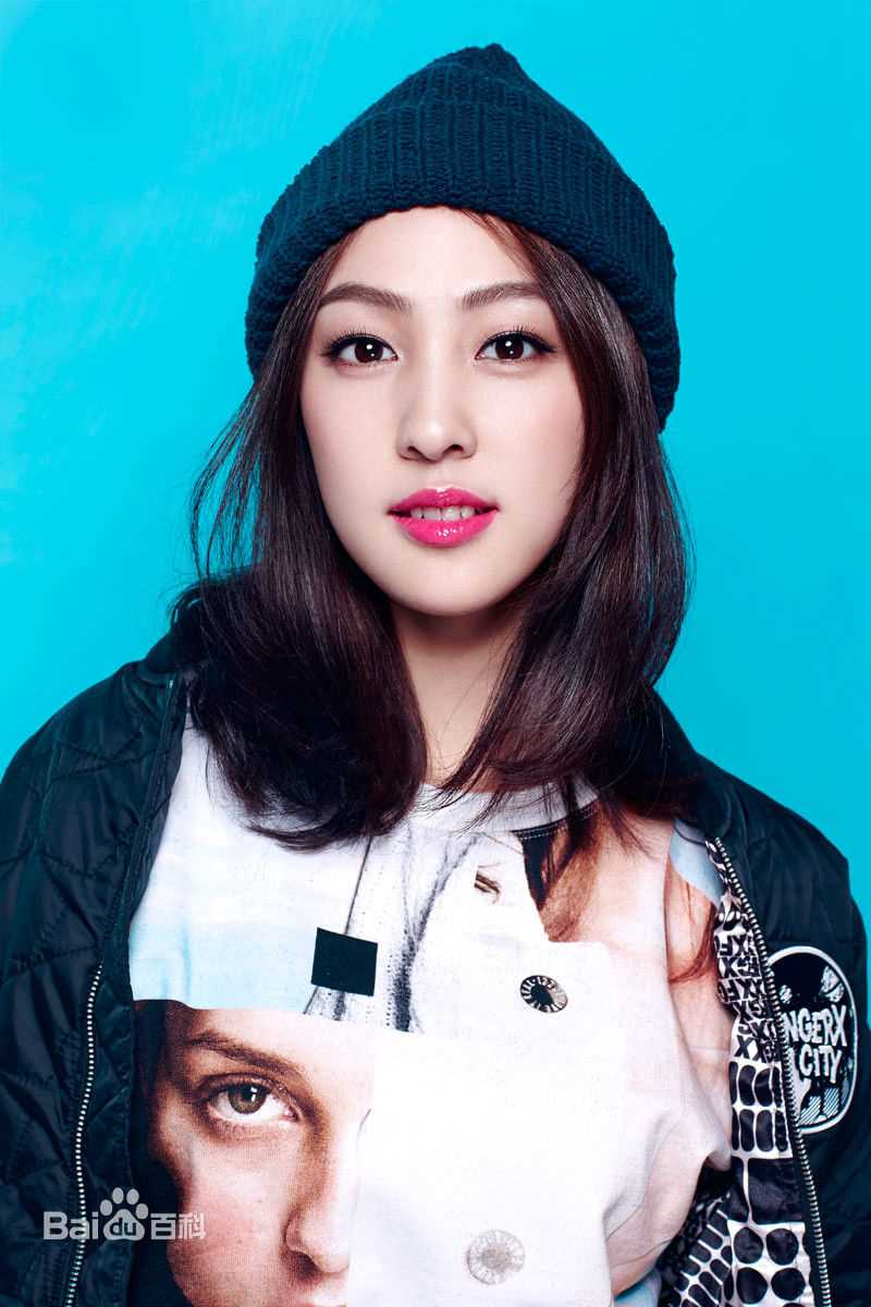 袁晓旭最全最新时尚    灿烂笑容温暖寒冬壁纸