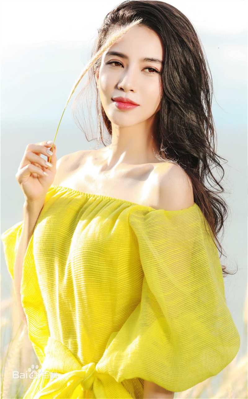 潘霜霜最新壁纸