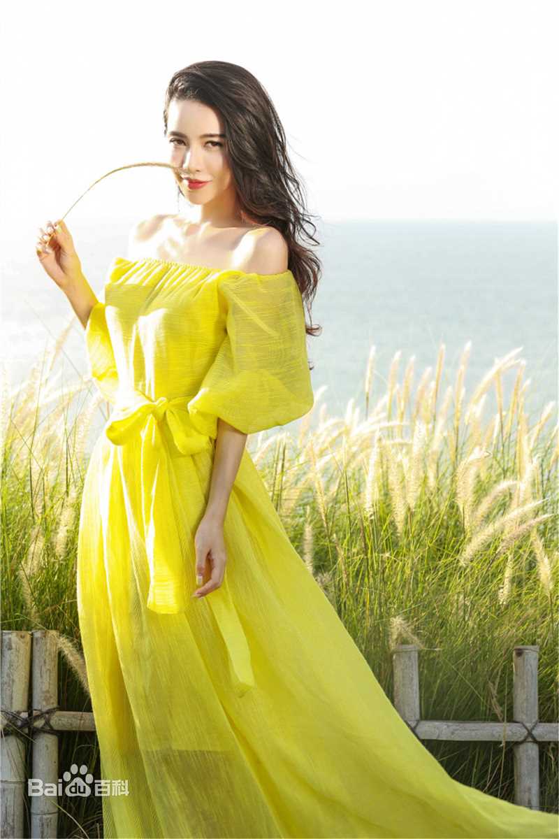 潘霜霜最新壁纸