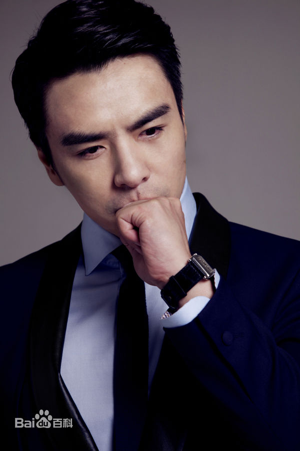 最新柏栩栩壁纸