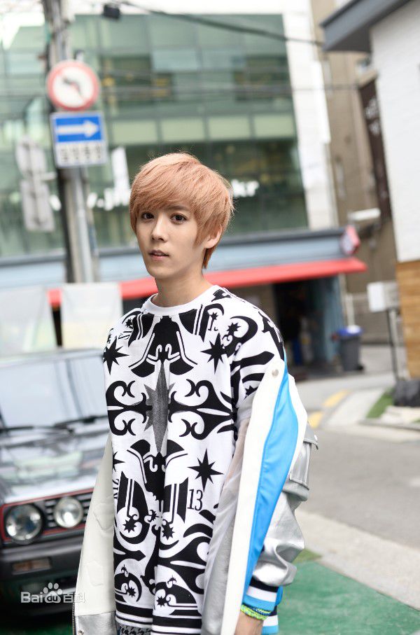 孔舒航(KEE)个人照片图片图册