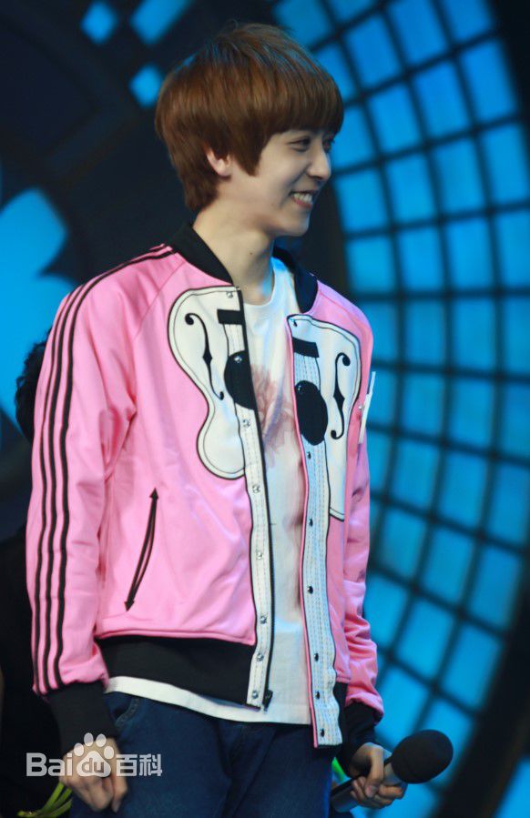 孔舒航(KEE)综艺节目前后照片