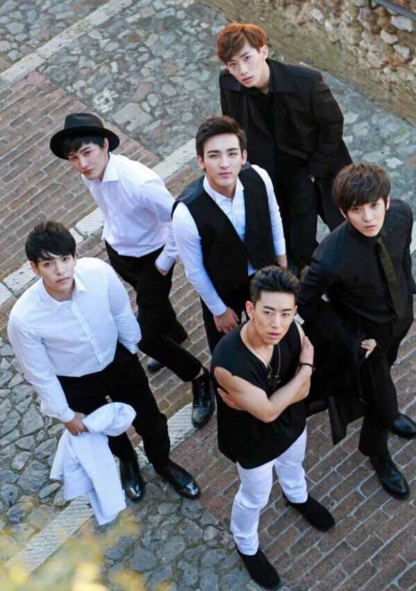 孔舒航(KEE)参加活动颁奖图册