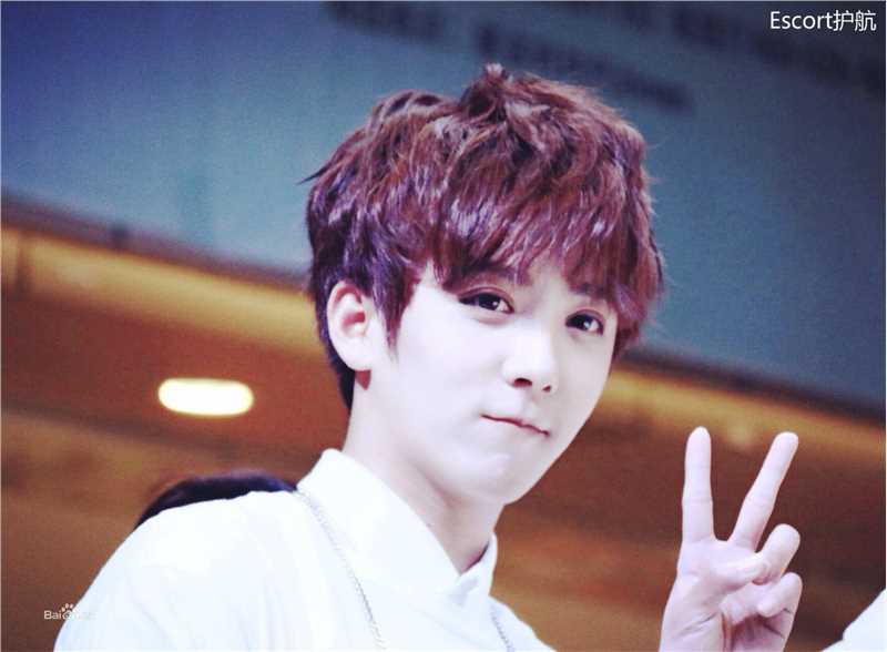 孔舒航(KEE)活动图片前后照片