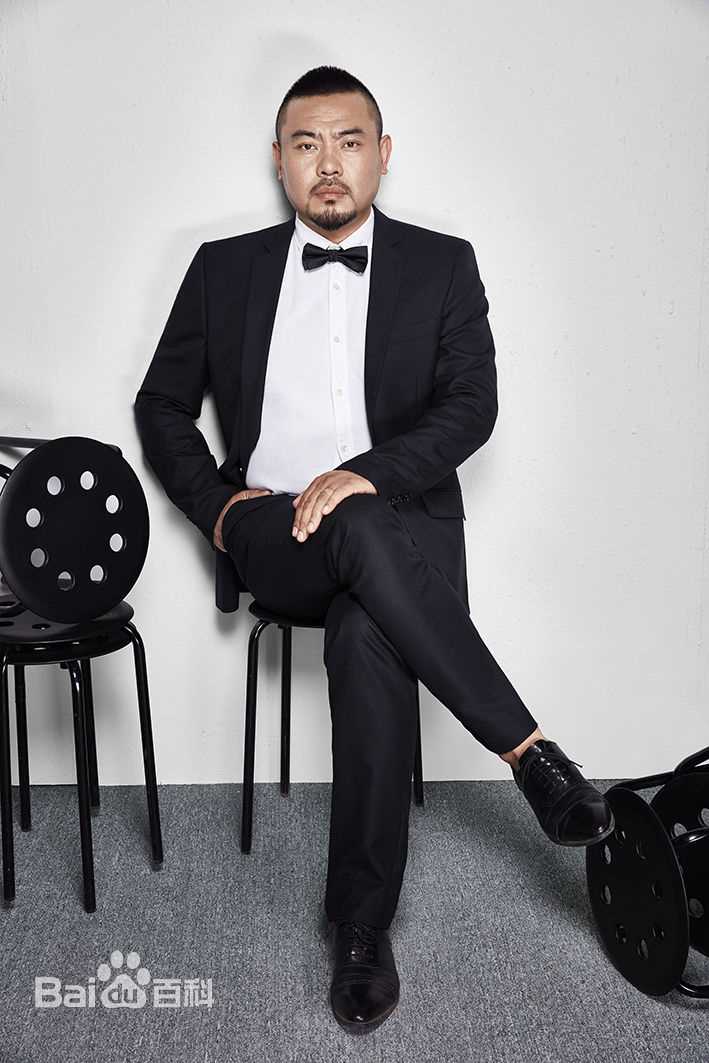 金钊个人照片素颜照壁纸