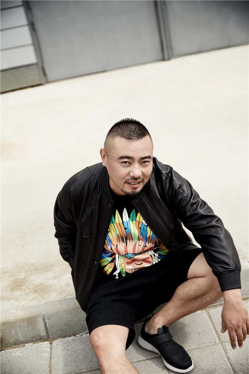 金钊个人照片素颜照壁纸