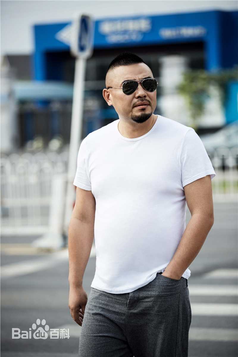 金钊个人照片素颜照壁纸