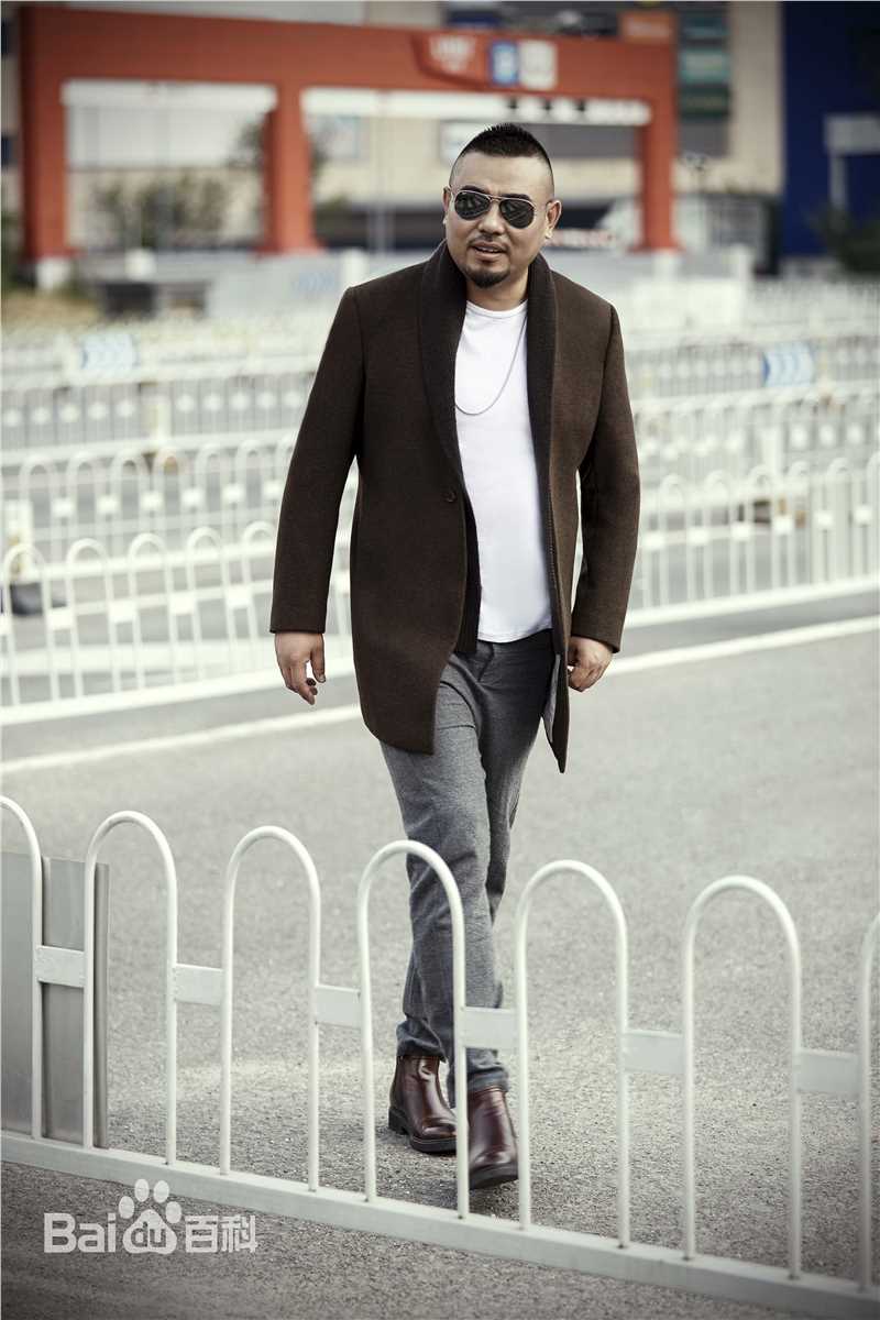 金钊个人照片素颜照壁纸