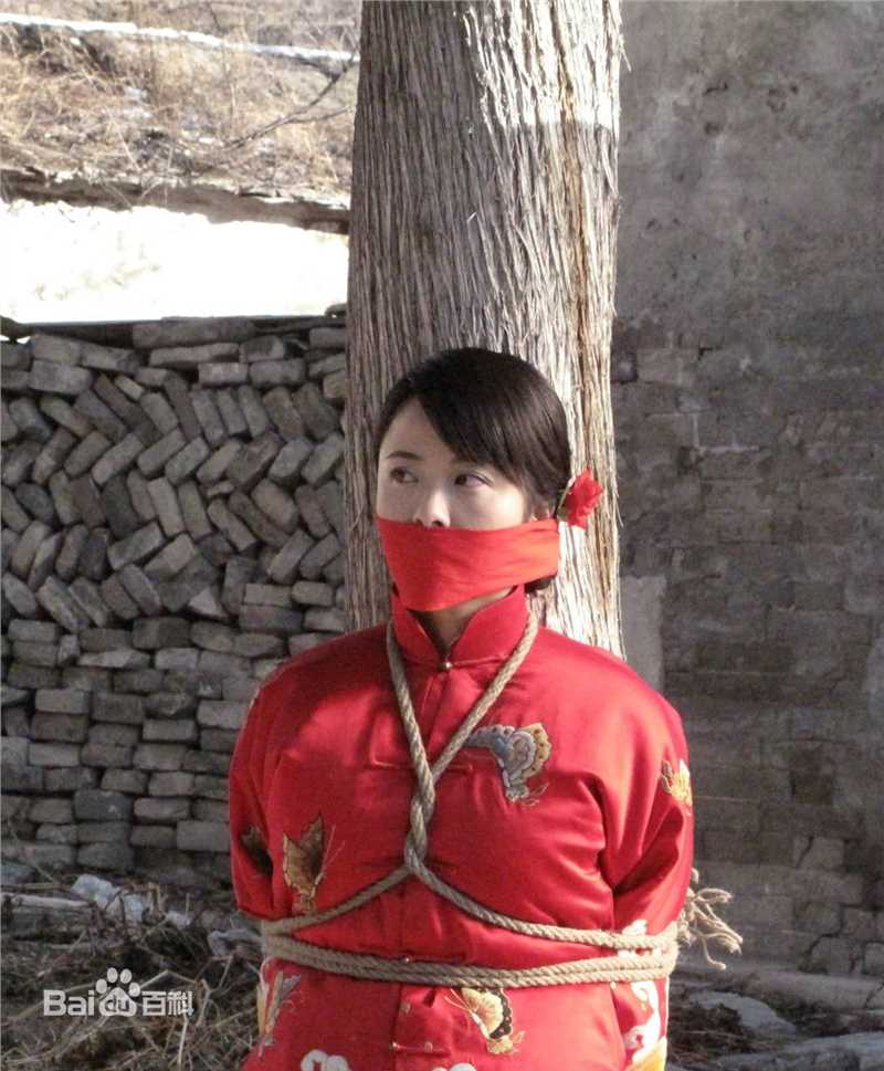 杨若兮影视剧造型——前后照片