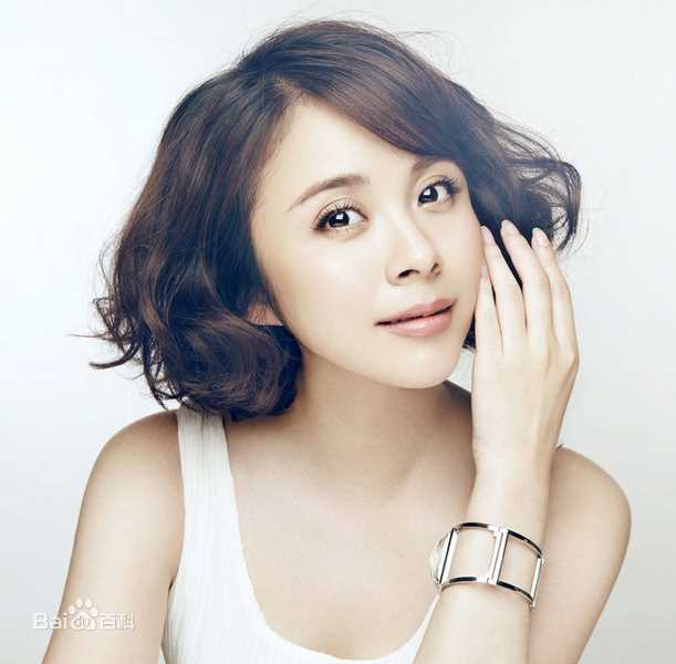 杨若兮高清白裙——图册