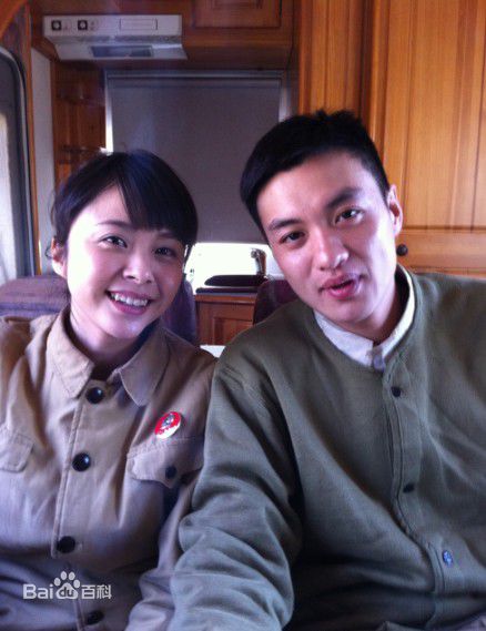 杨若兮2011年《像兄妹一样手拉手》剧照