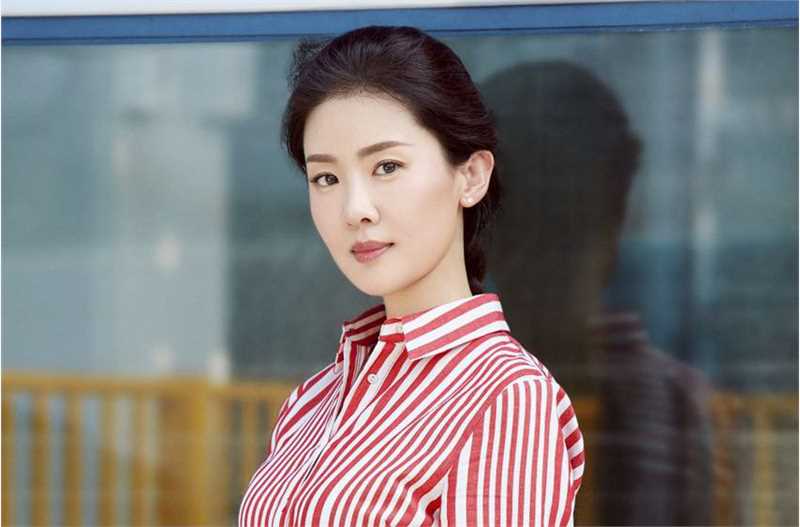 最优质贾雨萌素颜照