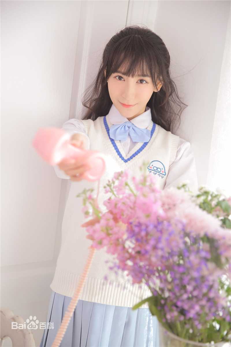 谢闻轩最新图集