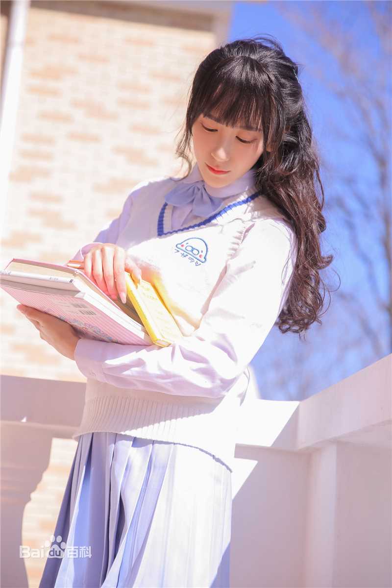 谢闻轩最新图集