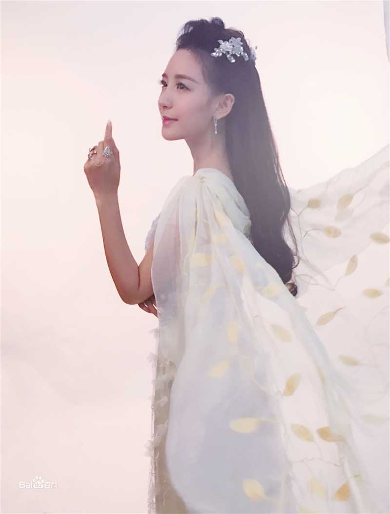 谢闻轩电视剧《王子的嫁衣》最新剧照