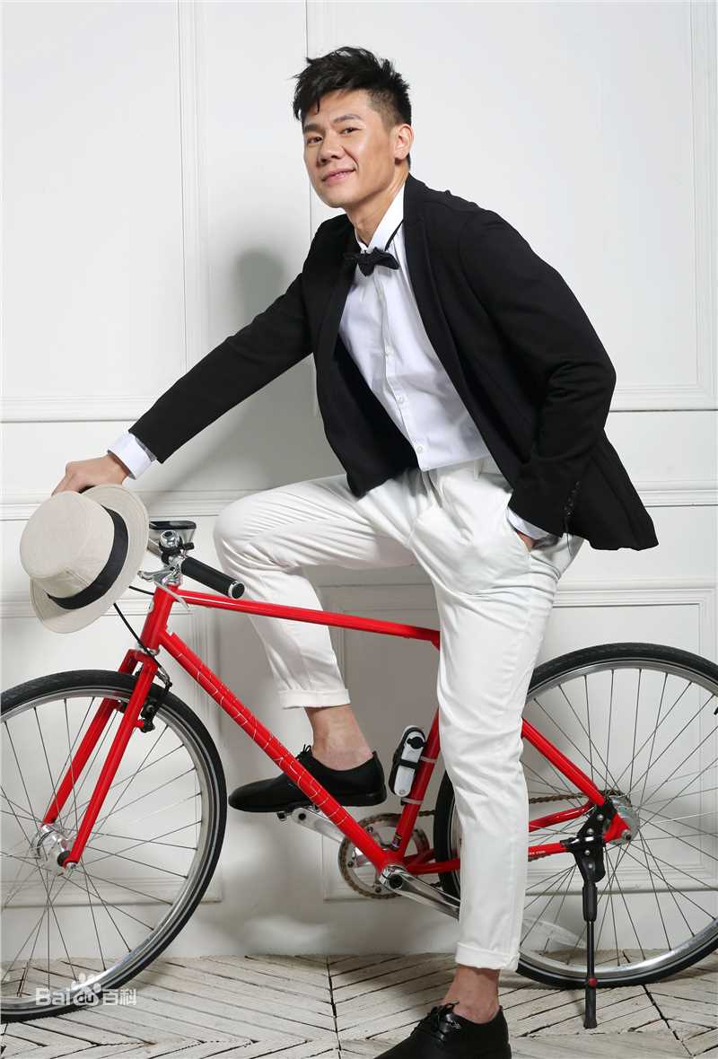 姜浩严照片图片图集