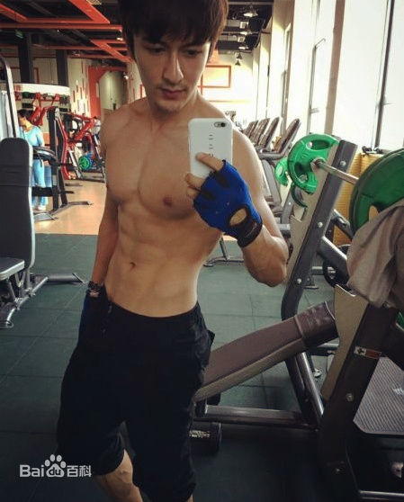 米热(Merxat)生活照生活照