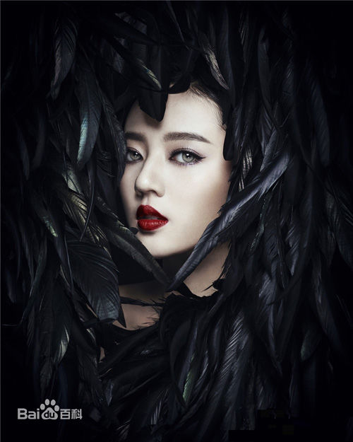 最新何瑞贤在《半妖倾城》江雪舞中的壁纸