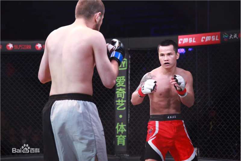 黄超(HuangChao)代表中国队获得冠军前后照片