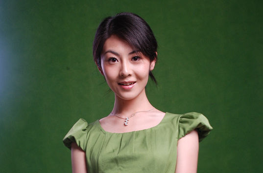 高清李沅纯图片