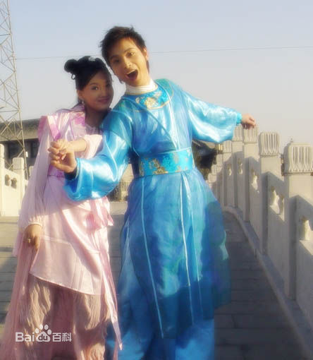 苏航出席活动素颜照相册