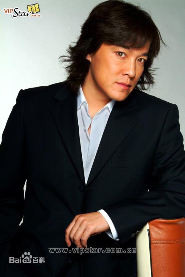 赵汉唐赵毅图片精选素颜照相册