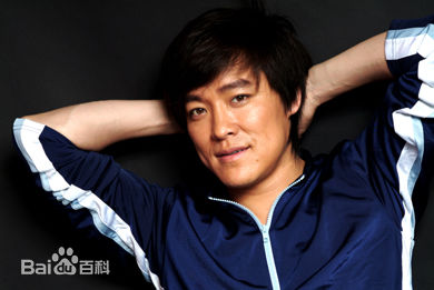 赵汉唐赵毅图片精选素颜照相册