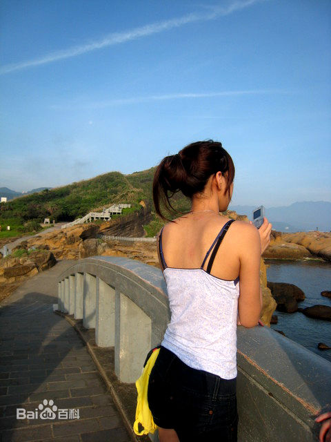 王思平(Jenna Wang)鐢熸椿镊媿前后照片