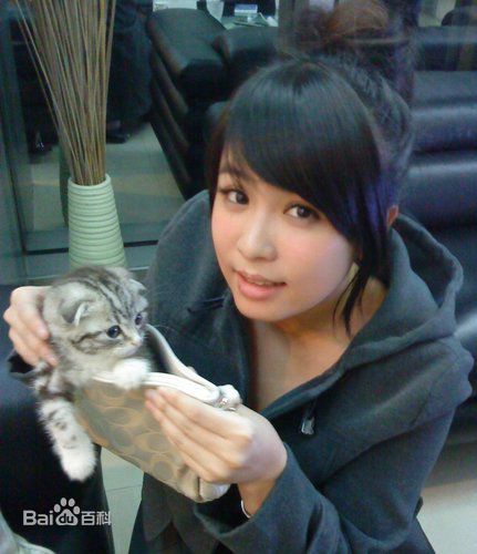 张芯瑜(Achel)在韩国生活照相册