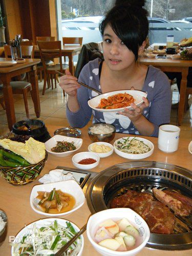 张芯瑜(Achel)在韩国生活照相册