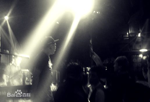 萧立扬近照性感图片图集