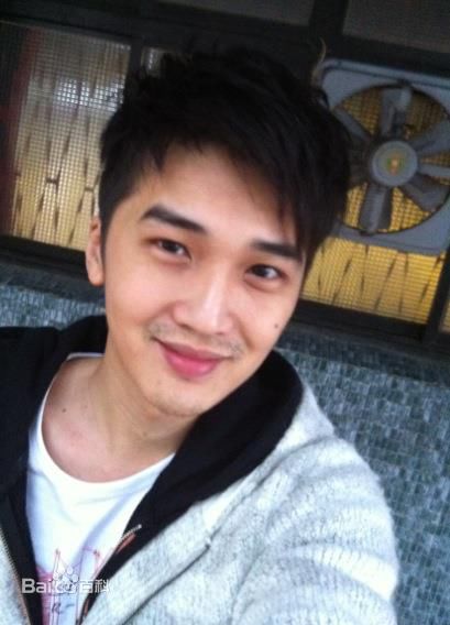 萧立扬近照性感图片图集